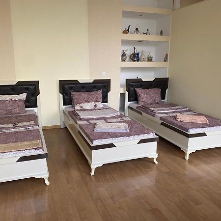 Beaming_House Hotel Şǝki Екстериор снимка