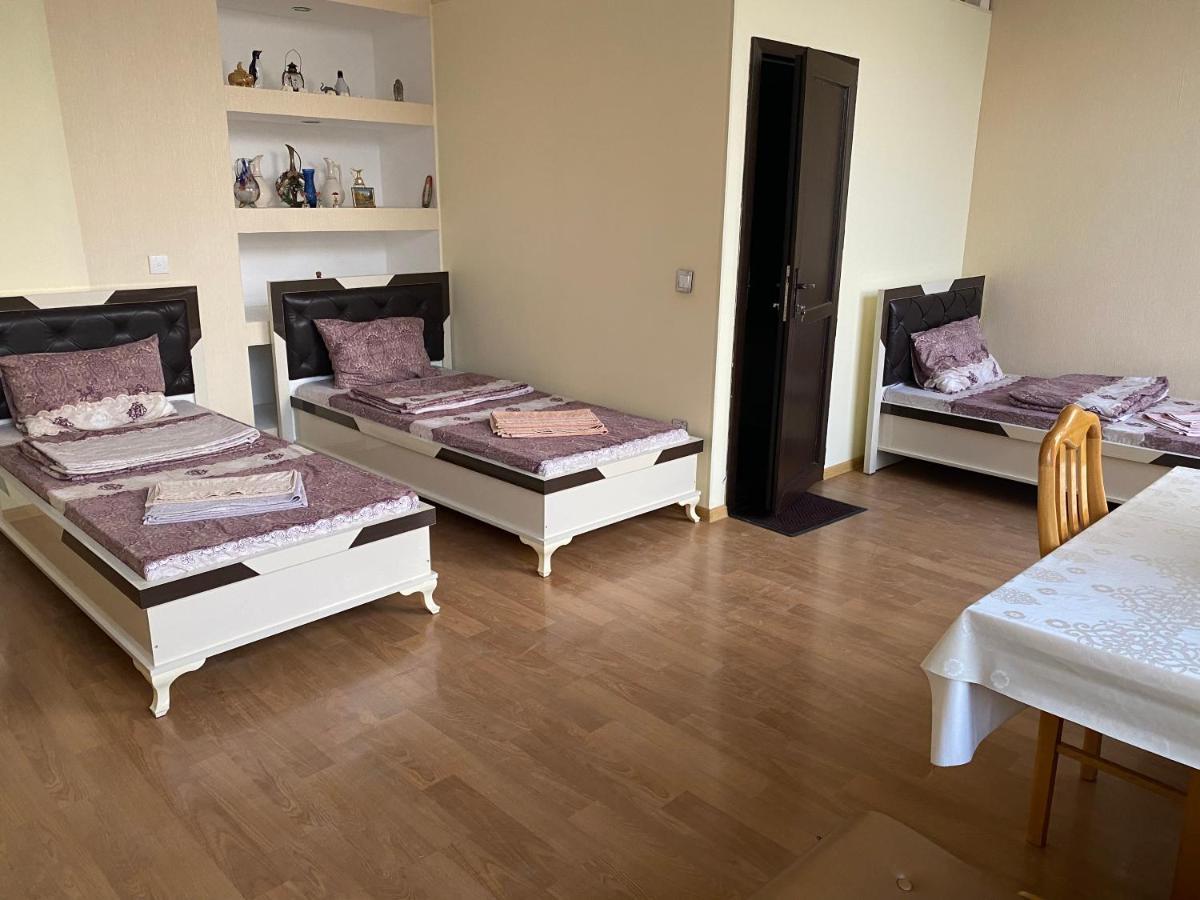 Beaming_House Hotel Şǝki Екстериор снимка