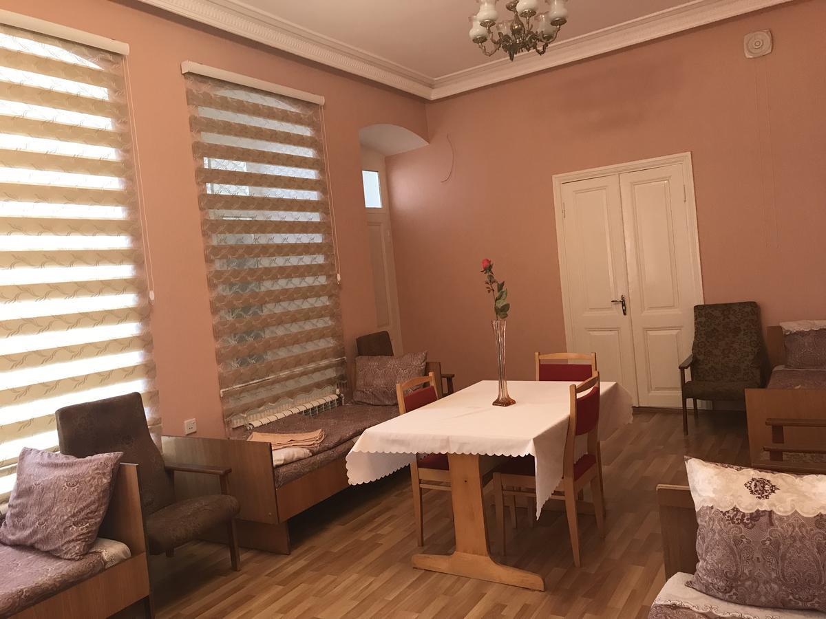 Beaming_House Hotel Şǝki Екстериор снимка